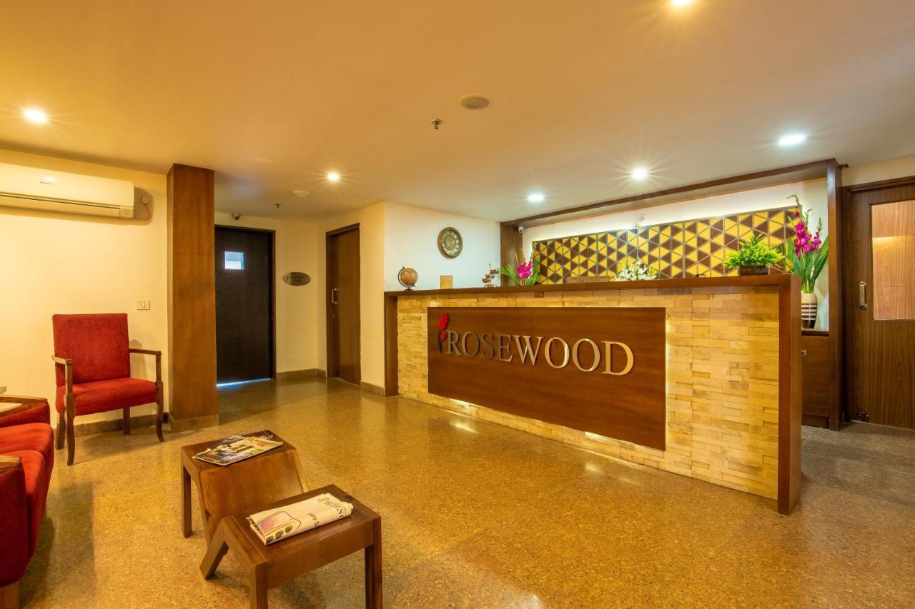 Rosewood Apartment Hotel - Haridvár Kültér fotó